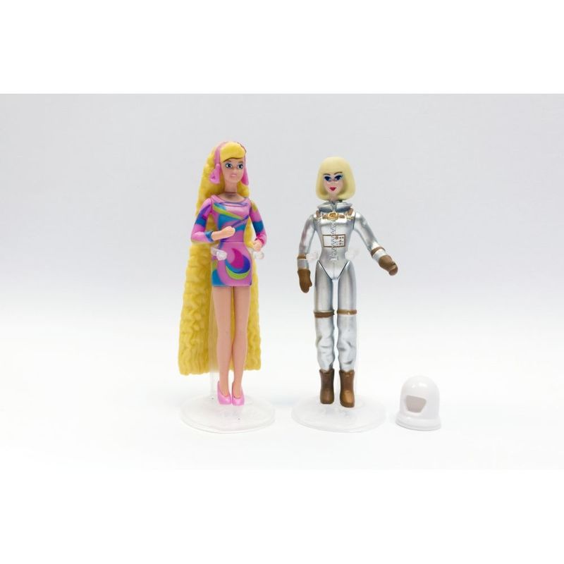 Worlds Smallest Barbie Series 2 Totally Hair & Astronaut (Includes 1)