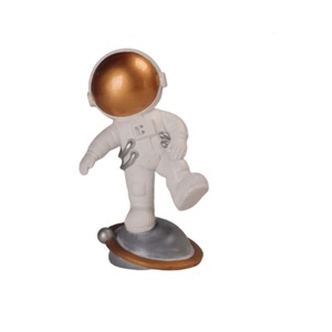 XC Astronaut Statue - Variation 1