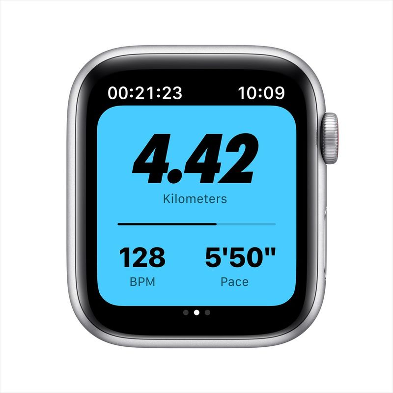 Apple Watch Nike SE GPS + Cellular 40mm Silver Aluminium Case with Pure Platinum/Black Nike Sport Band