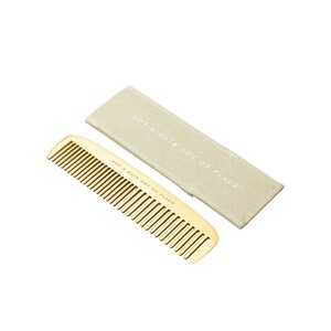 Izola Not A Hair Out Of Place Comb