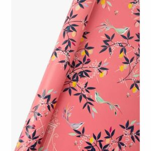 Sara Miller Coral Orchard Roll Wrap 3m x 700