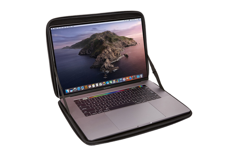 Thule Gauntlet 4 Sleeve Black for MacBook Pro 16-Inch