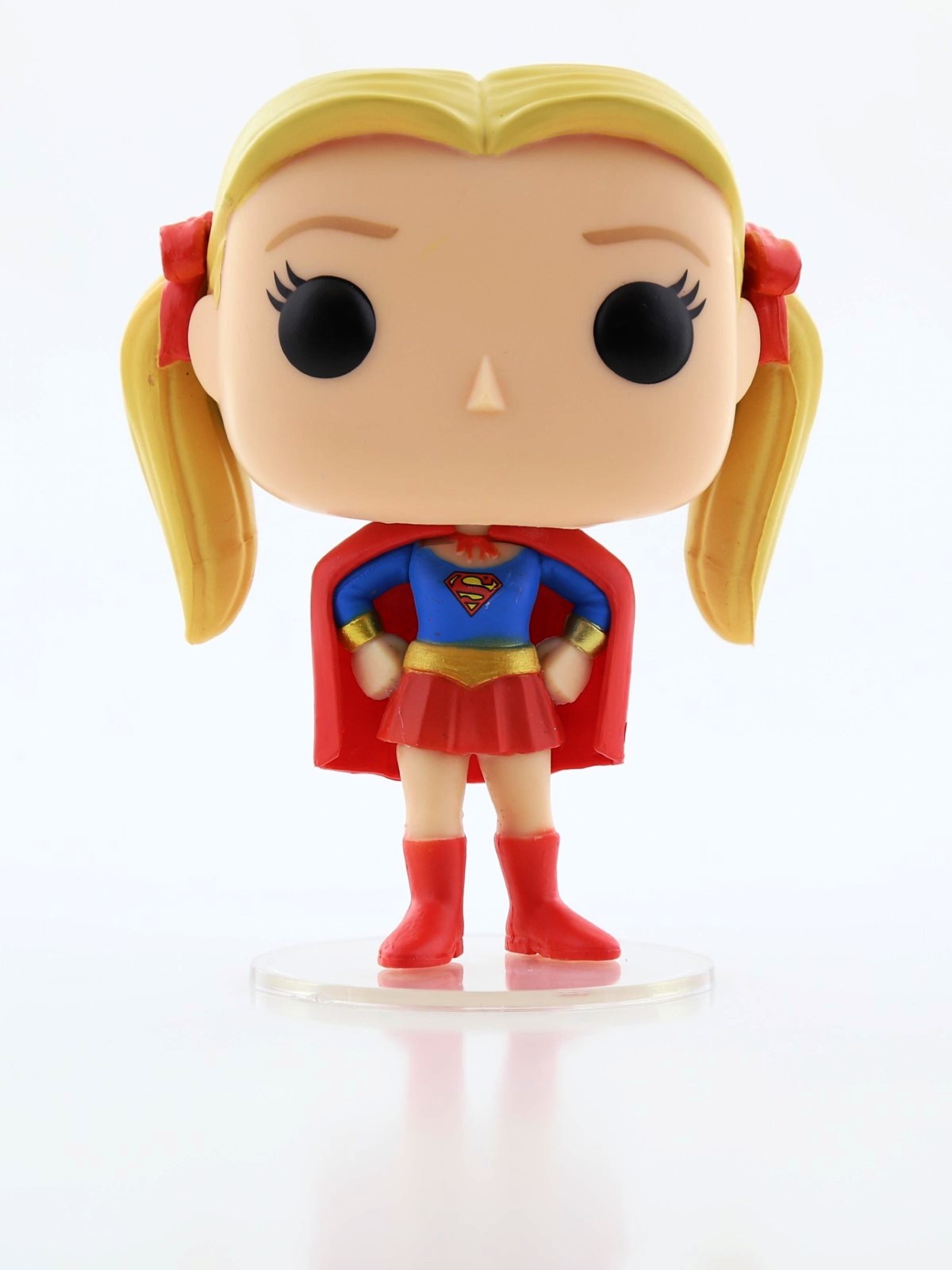 Funko Pop F.R.I.E.N.D.S Pheobe As Supergirl
