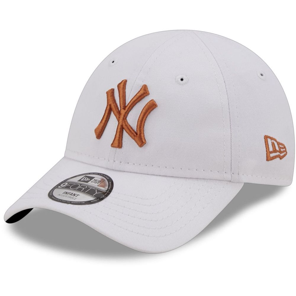 New Era 9Forty Essentials MLB New York Yankees Adjustable Infant Cap - White