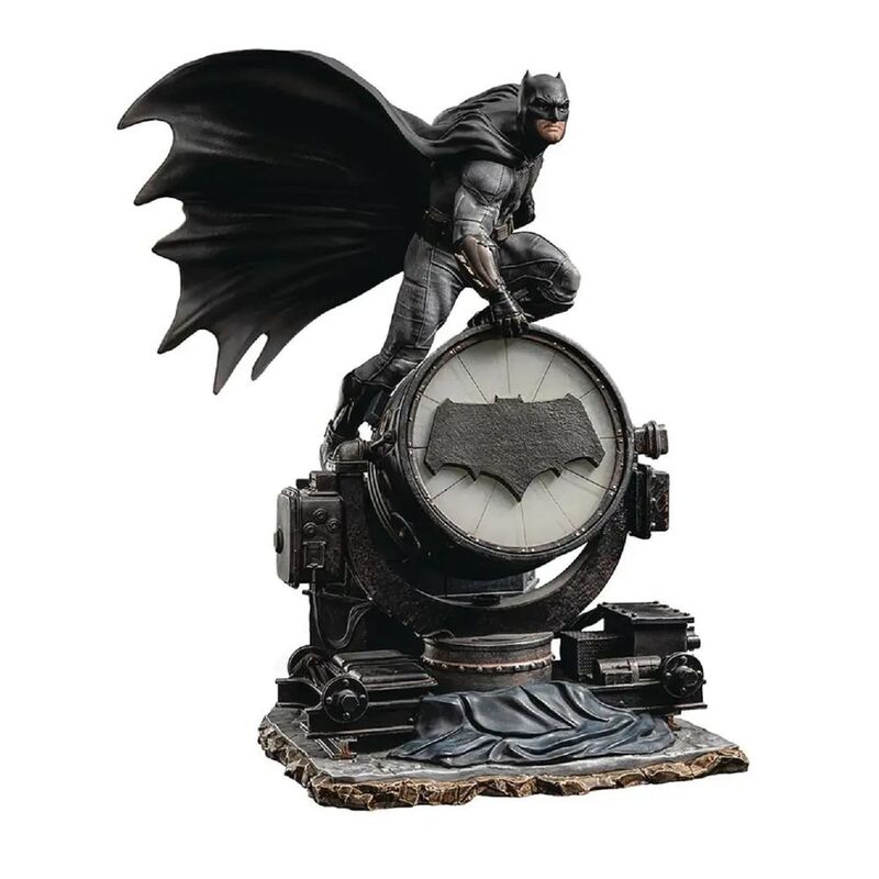 Iron Studios Zack Snyder's Justice League Batman On Batsignal Deluxe Art Scale 1/10 Statue