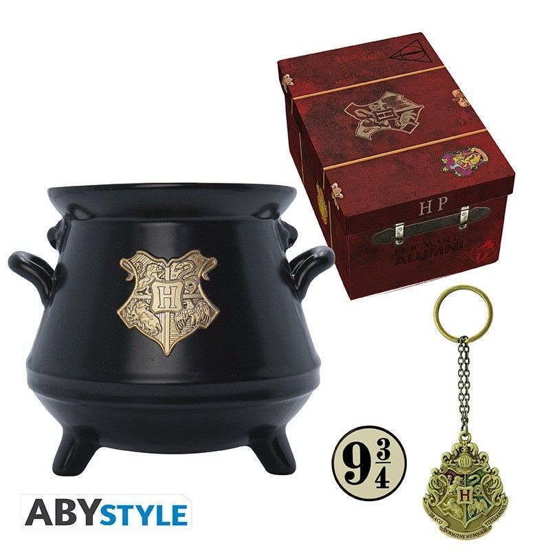 Abystyle Harry Potter Gift Set Premium 3D Mug + Keychain 3D + Pin Hogwarts Suitcase