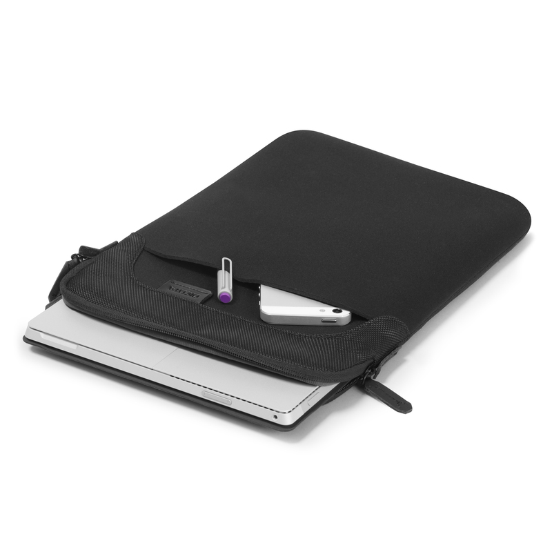 Dicota Ultra Skin Pro 13-13.3 Black Laptop Sleeve