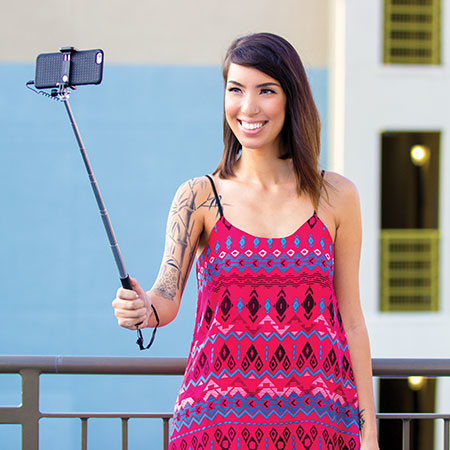 Retrak Pocket Wired Selfie Stick