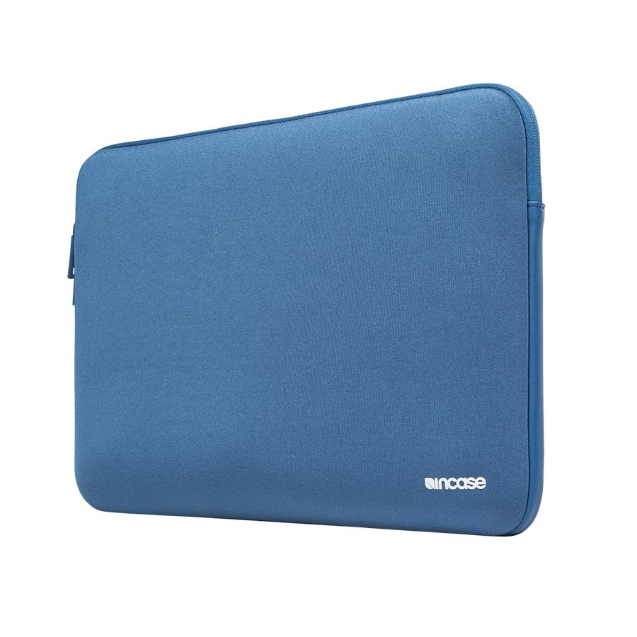 Incase Classic Sleeve Thunderbolt 3 USB C Stratus Blue for 15 Inch Macbook Pro/Pro Retina/Pro