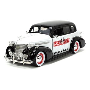 Jada Toys Monopoly Mr. Monopoly 1939 Chevrolet Master Deluxe With Figure 1.24 Diecast Model